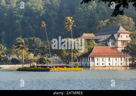 Tempio Del Dente (Dalada Maligava) a Kandy, Sri Lanka Foto Stock
