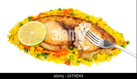 Filetto di pesce spada alla griglia e riso vegetale isolato su sfondo bianco Foto Stock