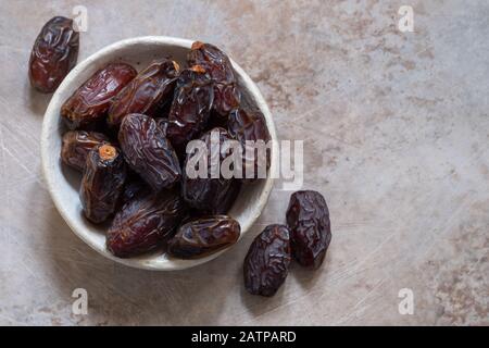 Materie organiche date Medjool pronto a mangiare Foto Stock