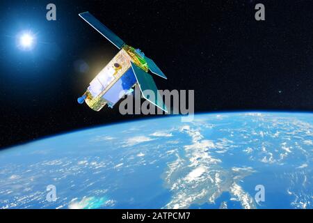 Satellite per studiare l'atmosfera e l'idrosfera nella bassa orbita del pianeta Terra. Elementi di questa immagine fornita dalla NASA Foto Stock