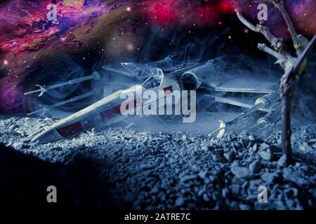 Montreal, Quebec, Canada, 4 febbraio 2020.Diorama di un combattente di Star Wars schiantato..Montreal, Quebec, Canada.Credit:Mario Beauregard/Alamy News Foto Stock
