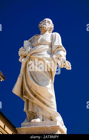 Statua Di San Pietro, Cattedrale Di Siracusa (Sicilia, Italia) Foto Stock