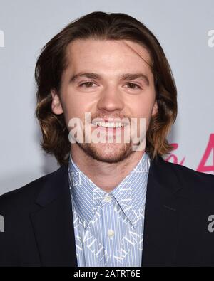 3 febbraio 2020, Los Angeles, CA, USA: Joel Courtney frequenta Premiere Di Netflix ''A Tutti i ragazzi: P.S. i Still Love You'' al Teatro Egizio. (Immagine Di Credito: © Billy Bennnight/Zuma Wire) Foto Stock