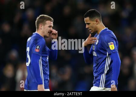 Cardiff, Regno Unito. 04th Feb, 2020. Robert Glatzel della città di Cardiff celebra dopo aver ottenuto il suo obiettivo 2nd team. The Emirates fa Cup, 4th round replay match, Cardiff City v Reading al Cardiff City Stadium martedì 4th febbraio 2020. Questa immagine può essere utilizzata solo a scopo editoriale. Solo uso editoriale, licenza richiesta per uso commerciale. Nessun utilizzo nelle scommesse, nei giochi o nelle singole pubblicazioni club/campionato/giocatore. PIC by Andrew Orchard/Andrew Orchard sports photography/Alamy Live News Credit: Andrew Orchard sports photography/Alamy Live News Foto Stock