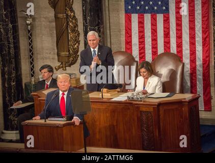 Washington DC, 4 febbraio 2020 il presidente Donald J. Trump dà il suo terzo stato dell’Unione ai membri della Camera Dei Rappresentanti Foto Stock