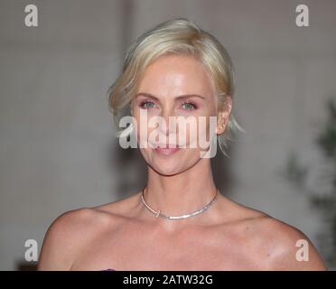 American-South African Actress Charlize Theron partecipa alla cena post-party EE BAFTA al Grosvenor House Hotel di Londra, Regno Unito Foto Stock