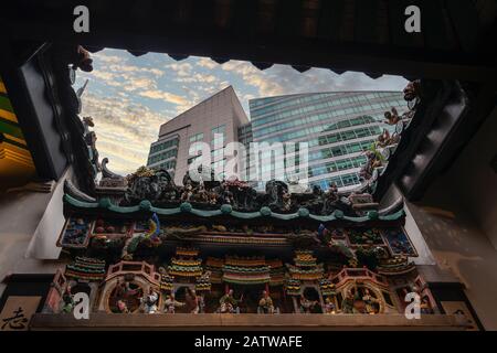 Singapore. Gennaio 2020. La vista interna del Tempio di Yueh Hai Ching Foto Stock