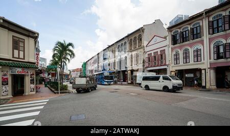 Singapore. Gennaio 2020. Tipiche botteghe nel centro della città Foto Stock