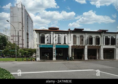 Singapore. Gennaio 2020. Tipiche botteghe nel centro della città Foto Stock