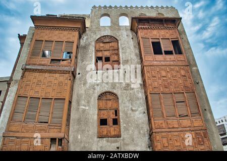 Antica architettura islamica della città di Balad a Jeddah, Araiba Saudita Foto Stock