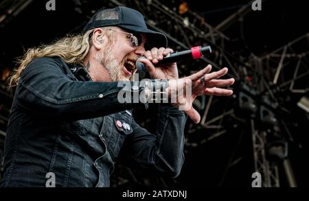 Copenaghen, Danimarca. 22nd, giugno 2018. La band svedese Death Metal Di The Gates si esibisce in un concerto dal vivo al festival danese Heavy Metal di Copenaghen del 2018. Qui il cantante Tomas Lindberg è visto dal vivo sul palco. (Photo Credit: Gonzales Photo - Nikolaj Bransholm). Foto Stock