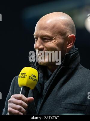 BBC Pundit Alan Shearer durante la partita di replay round 4th della fa Cup tra Oxford United e Newcastle United allo stadio Kassam, Oxford, Inghilterra on Foto Stock