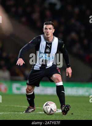 Ciaran Clark del Newcastle United durante la partita di replay round 4th della fa Cup tra Oxford United e Newcastle United allo stadio Kassam, Oxford, It Foto Stock