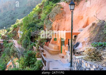 Cave case, case costruite in grotte a Cueva Bermeja, Guayadeque Gran Canaria, Isole Canarie Foto Stock