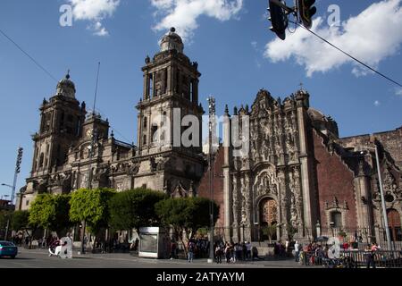 Cattedrale Metropolitana dell'Assunzione di Maria, Città del Messico Catedral Metropolitana de la Asunción de María Plaza de la Constitución Città del Messico Foto Stock