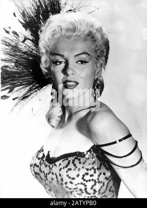 L'attrice del film MARILYN MONROE in RIVER OF NO RETURN ( 1954 - la magnifica preda ) di otto Preminger , publicity STILL , 20 ° secolo Fox - atti Foto Stock