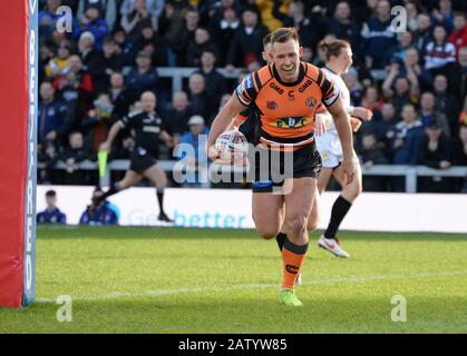 Greg Eden di Castleford Tigers segna una prova Foto Stock