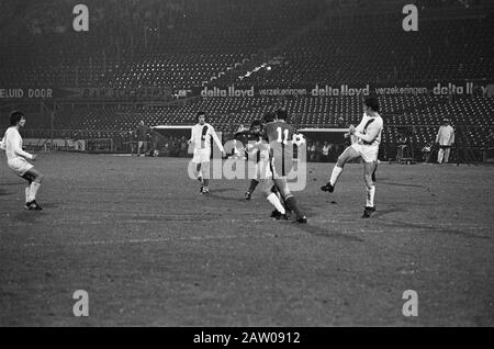 NAC contro FC Magdeburg, European Cup, 0-0, data e ora del gioco: 19 settembre 1973 Parole Chiave: Sport, calcio Istituto Nome: NAC Foto Stock