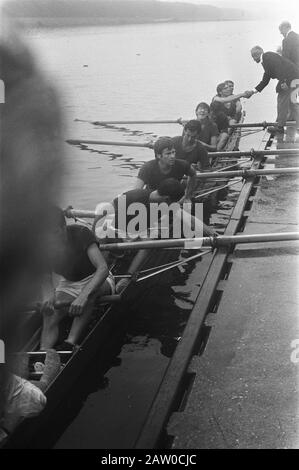 Nazionale Rowing Championships Bosbaan, Continua Da 23737 Laga 8 Data: 8 Agosto 1970 Località: Amsterdam, Amsterdam Forest, Boscaan, North Holland Parole Chiave: Rowing Foto Stock