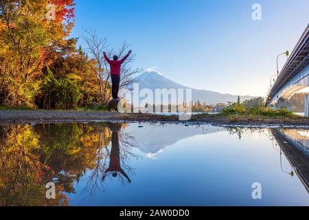 Tramonto Del Lago Kawaguchiko, Monte Fuji, Giappone Foto Stock
