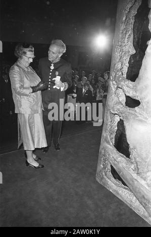 Queen Juliana apre la nuova provincia di Noord-Brabant a Den Bosch Queen Juliana e Data: 12 novembre 1971 Località: Den Bosch, Noord-Brabant Parole Chiave: Queens, case di contea Nome Persona: Juliana, regina Foto Stock
