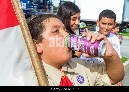 Miami Florida,Arts in the Street,Independence of Central America & Mexico Cultural Integration Day,ispanico Latino immigrati etnici m Foto Stock