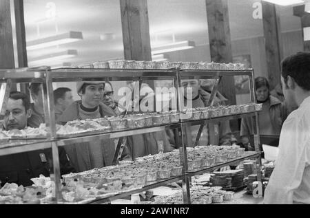 Apertura Olimpiadi Invernali A Grenoble Data: 6 Febbraio 1968 Località: Grenoble Foto Stock