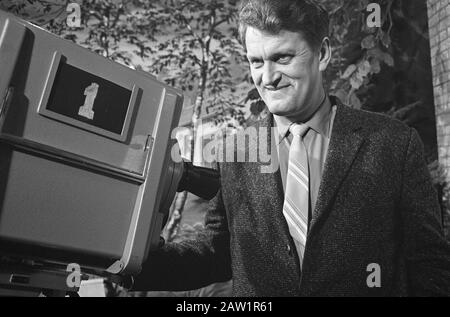 Educational TV director in castello Golson Data: 23 gennaio 1962 Parole Chiave: Formazione registi Foto Stock