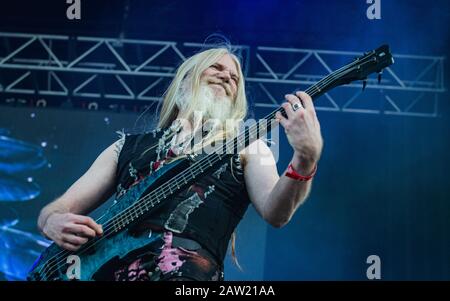 Copenaghen, Danimarca. 21st, 2018. Nightwish, la band sinfonica finlandese del metallo, si esibisce in concerto dal vivo durante il festival danese del heavy metal, Copenaghen 2018. Qui il bassista Marco Hietala è visto dal vivo sul palco. (Photo Credit: Gonzales Photo - Nikolaj Bransholm). Foto Stock