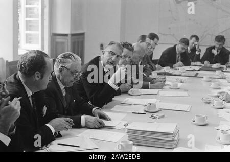 Conferenza stampa sul tunnel IJ Data: 8 settembre 1961 Parole Chiave: Conferenze stampa Foto Stock