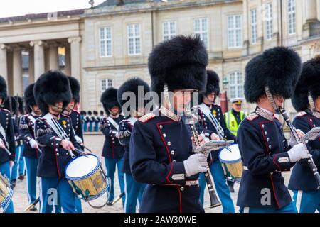 La Royal Guards Music Band, Amalienborg Palace, Copenhagen, Danimarca Foto Stock