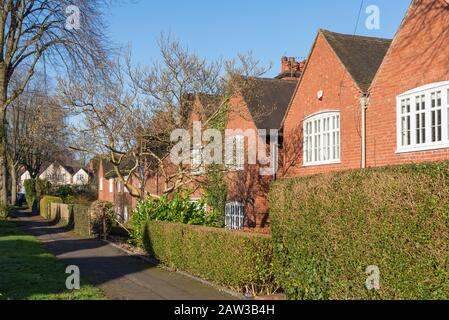 Il Moor Pool Estate è un giardino sobborgo di Harborne, Birmingham ed è un'area protetta. Foto Stock