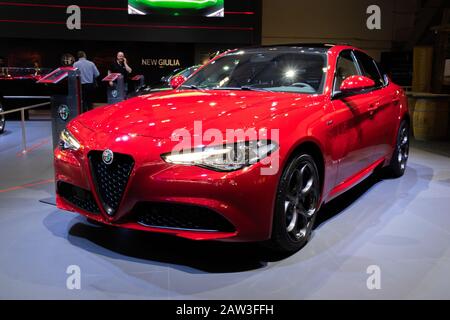 Bruxelles - 9 GENNAIO 2020: Modello di auto sportiva Alfa Romeo Giulia presentato al Motor Show di Bruxelles Autosalon 2020. Foto Stock