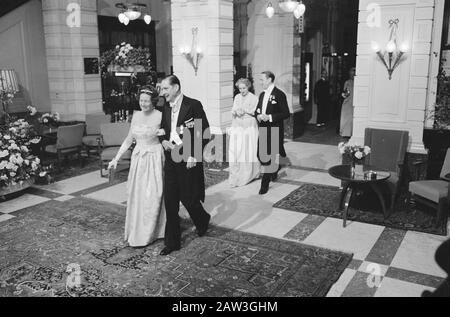 Ospiti reali per cena Data: 1 maggio 1962 Parole Chiave: Ospite, cena Foto Stock