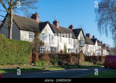 Il Moor Pool Estate è un giardino sobborgo di Harborne, Birmingham ed è un'area protetta. Foto Stock