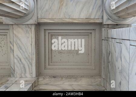 un edificio coliseum con colonne di pietra in una vista dall'alto Foto Stock