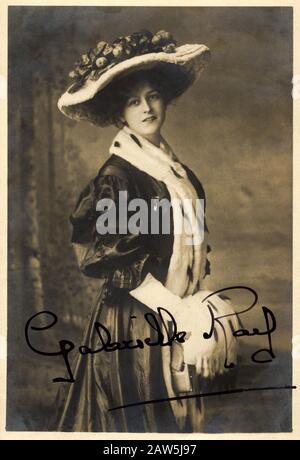 1904 ca , LONDRA , GRAN BRETAGNA : l'attrice britannica, ballerina e cantante GABRIELLE RAY ( 1883 - 1973 ). Foto di W & D Downey , Londra . - M. Foto Stock