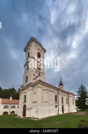 Chiesa, In Stile Classicista, Al Monastero Di Vrdnik-Ravanica, Chiesa Ortodossa Serba, Monasteri Di Fruska Gora, Vojvodina, Serbia Foto Stock