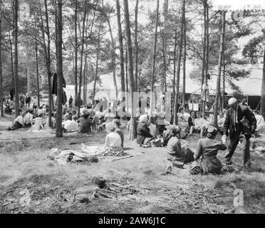 Festa nazionale Del Campo dell'esercito Di Salvezza nel dominio reale Soestdijk Baarn Data: 18 giugno 1959 Foto Stock