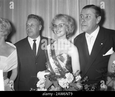 Occhiali Miss 1960 Command Lower, Reguliersbreestraat 30, Miss Occhiali Data: 12 Marzo 1960 Parole Chiave: Occhiali, Bellezza Paging Institution Nome: Miss Occhiali Foto Stock