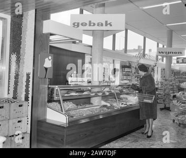 Mission De Gruyter Den Bosch Data: 18 Maggio 1962 Località: Den Bosch Parole Chiave: Panetterie, Pasticceria, Banconi Nome Istituto: De Gruyter Foto Stock