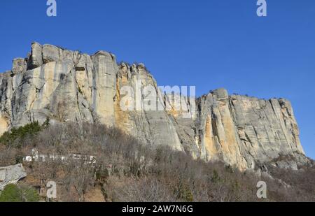 La parete rocciosa della pietra di Bismantova Foto Stock