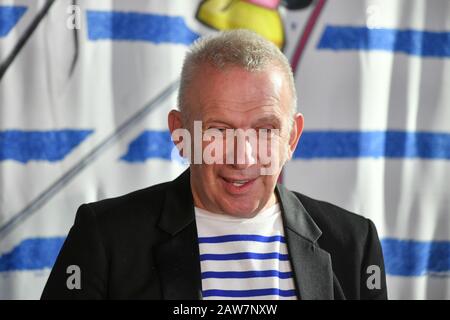 Mosca, Russia - 7th Feb, 2020: Stilista francese Jean Paul Gaultier durante una conferenza stampa prima del suo 'Fashion Freak Show' al Palazzo di Mosca Foto Stock