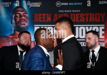 Daniel Dubois e Joe Joyce durante la conferenza stampa alla BT Tower di Londra. Foto Stock