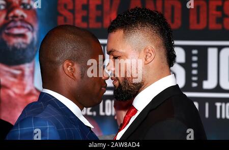 Daniel Dubois e Joe Joyce durante la conferenza stampa alla BT Tower di Londra. Foto Stock