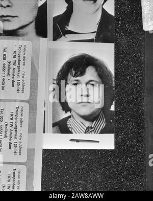 Membro RAF Christoph Wackernagel uno dei colpi in Amsterdam Data: 11 novembre 1977 luogo: Amsterdam, Noord-Holland Parole Chiave: Membro Istituto Nome: RAF Foto Stock