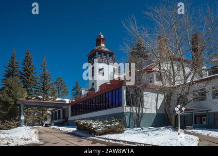 L'hotel storico Lodge, in inverno, Cloudcroft, New Mexico, USA Foto Stock