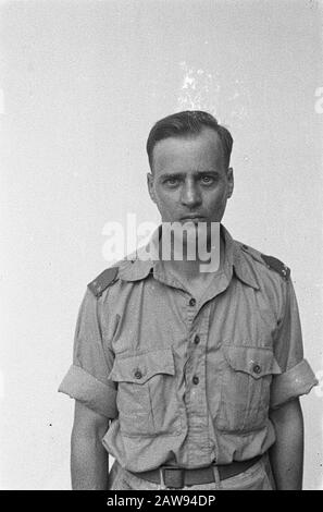 Ritratto immagini (varie) [passaporto fotografie] Ritratto di un tenente 1st Data: 1947 Località: Indonesia Indie Orientali Olandesi Foto Stock