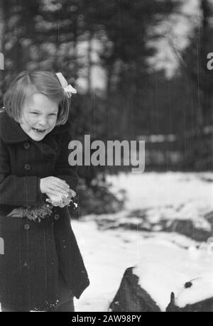 Principessa Irene a scuola Data: 4 marzo 1946 Parole Chiave: Scuola Nome Della Persona: Irene, principessa Foto Stock