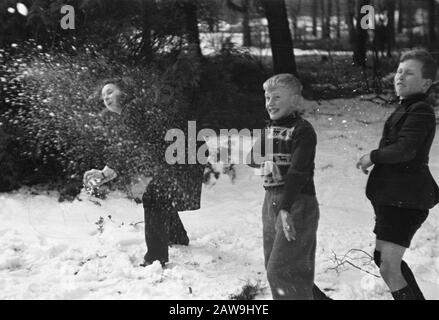 Principessa Irene a scuola Data: 4 marzo 1946 Parole Chiave: Scuola Nome Della Persona: Irene, principessa Foto Stock